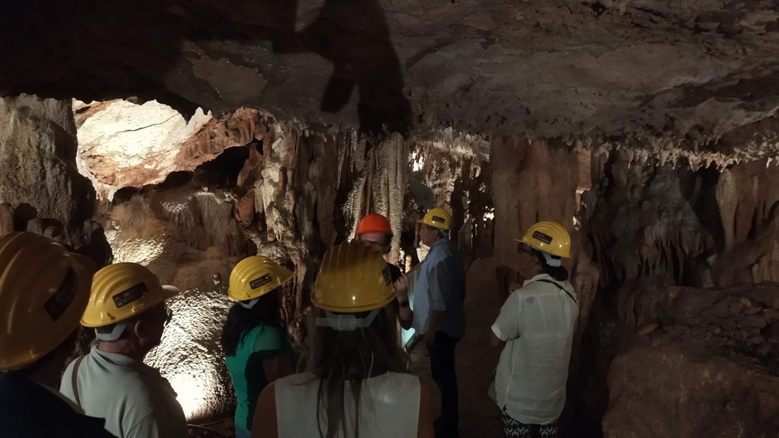 Grotte Montevicoli a Ceglie Messapica, l'apertura