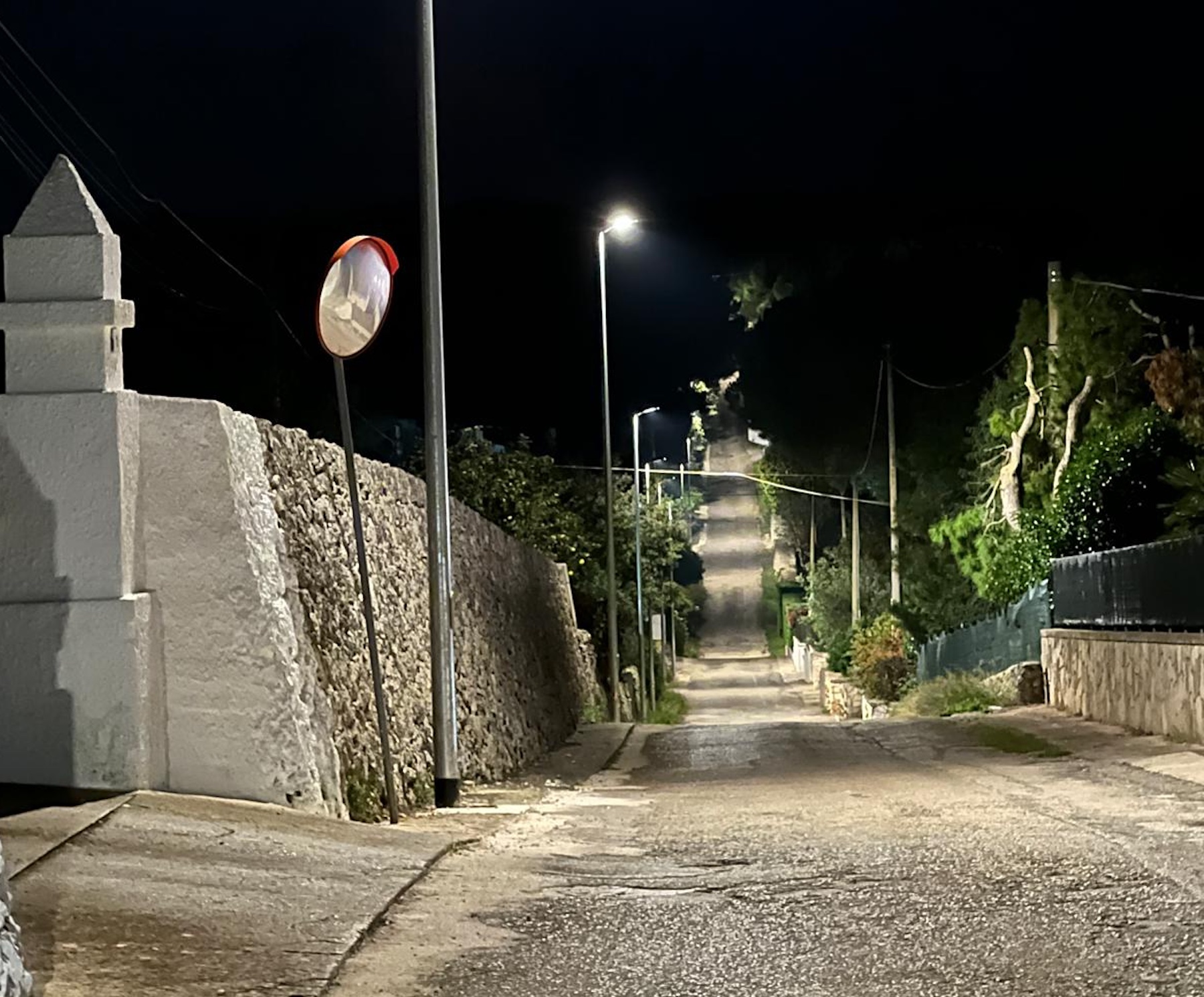 Nuova illuminazione lungo le strade della campagna di Ceglie Messapica